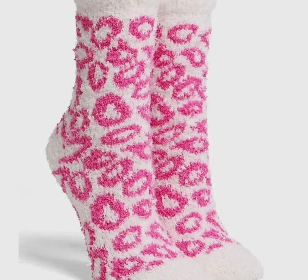 Roar Of Comfort: Leopard Socks