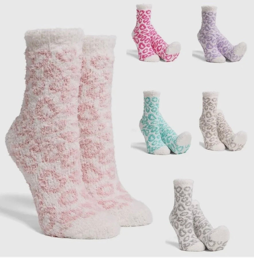 Roar Of Comfort: Leopard Socks